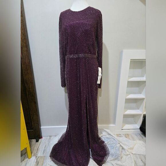 Mac Duggal 5056 Beaded High Neck Long Sleeve Gown NWT SZ 16 Purple - Picture 4 of 7